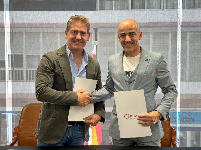Karim Bulaix presidente de la Cámara de Comercio de Ceuta y Gorka Jiménez CEO de Var Group España