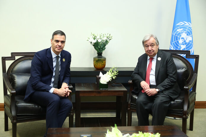 Pedro Sánchez junto a António Guterres
