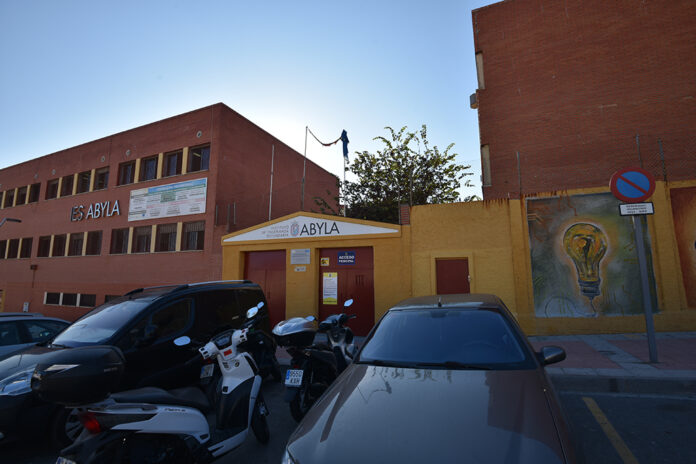 Instituto Abyla-ceuta-fp El instituto Abyla es uno de los centro ceutíes donde se imparte Formación Profesional/Antonio Sempere