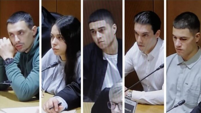 C9551048-B1E7-4365-BB2C-EA3F3872EA8A