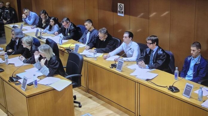 788BFB3D-E261-4442-BB25-5372FA4D4446