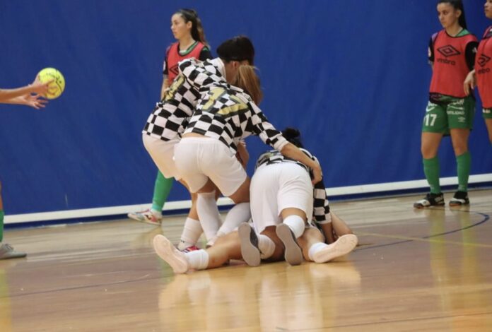 8506131E-954A-483B-B66B-322ADE5B5A5A