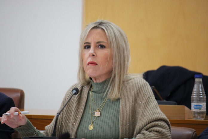 336836BB-C8F3-4326-BB44-417BEA6B4518