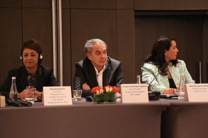 C99E26F9-DAD7-4A1F-B50B-D0B37C6A3189