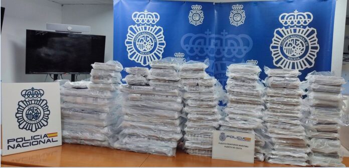 DETENIDOS PUERTO HACHÍS