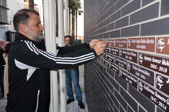 d926fe87-3792-4438-a0ec-5bd40e6c1932