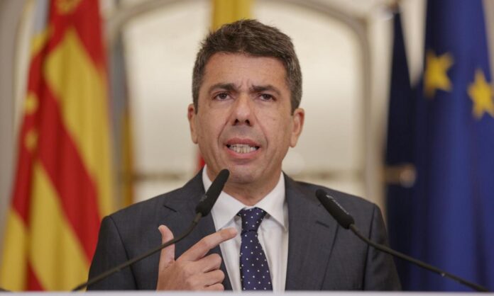 el-president-de-la-generalitat-carlos-mazon-durante-su-intervencion-este-lunes