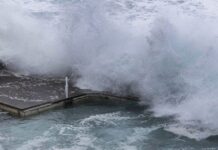 Marruecos declara alerta roja por oleaje de hasta 6,5 metros que amenaza la costa atlántica tras las 37 muertes causadas por las lluvias